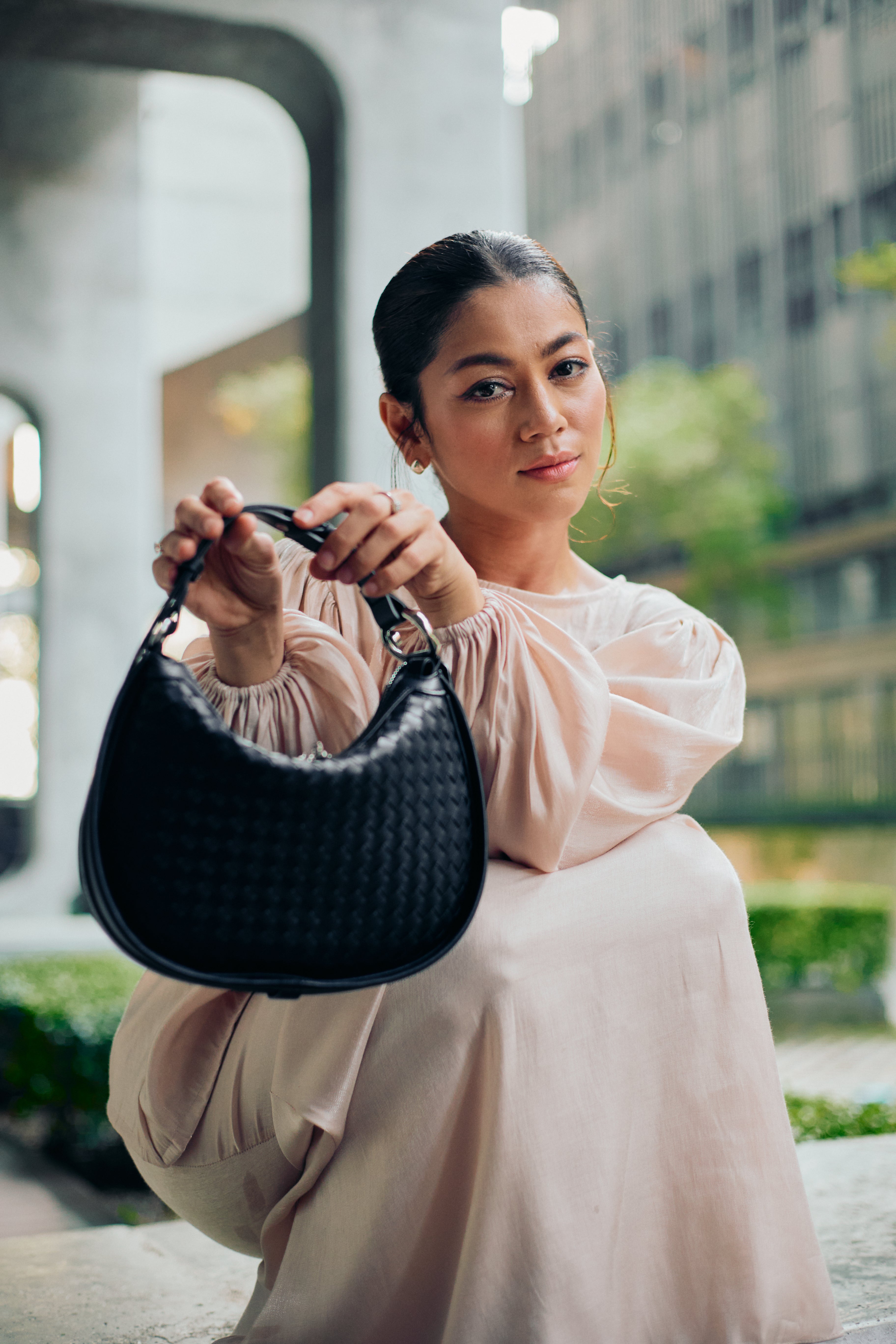 Lunaverse in Space Black – Lunalu